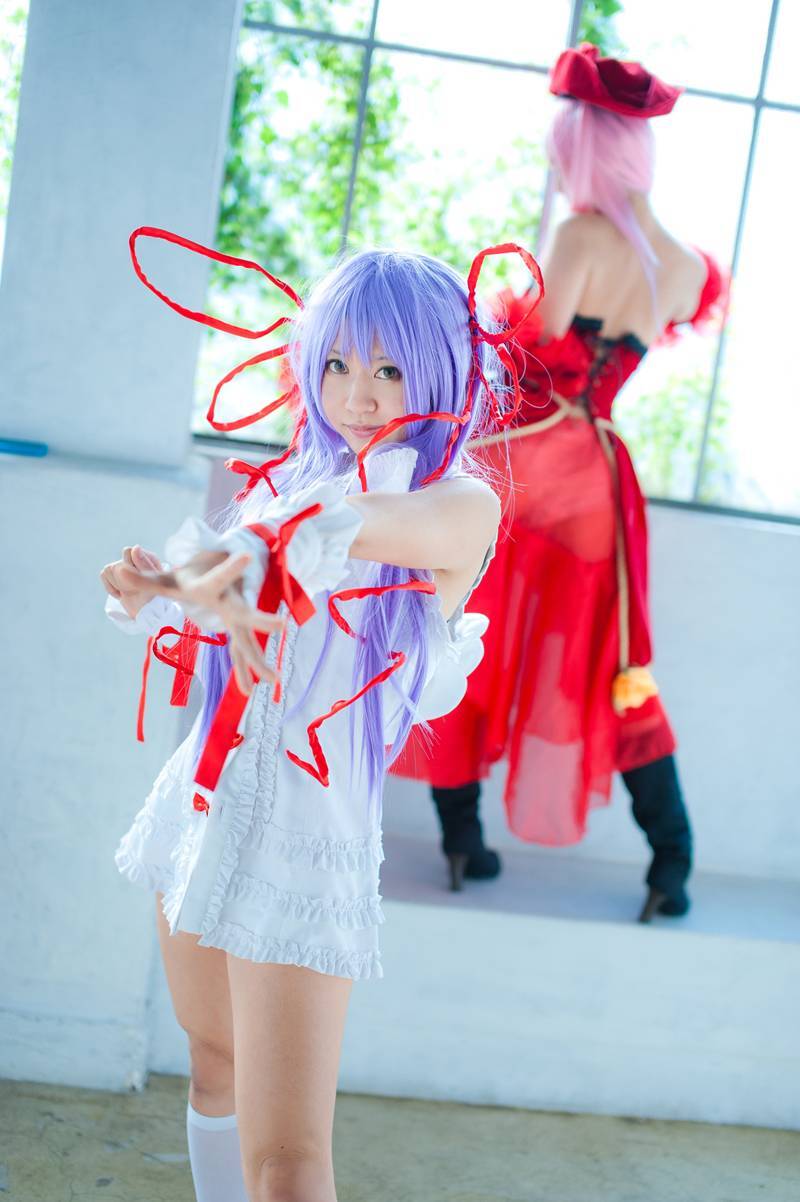 [Cosplay] 双姐妹性感cos制服写真